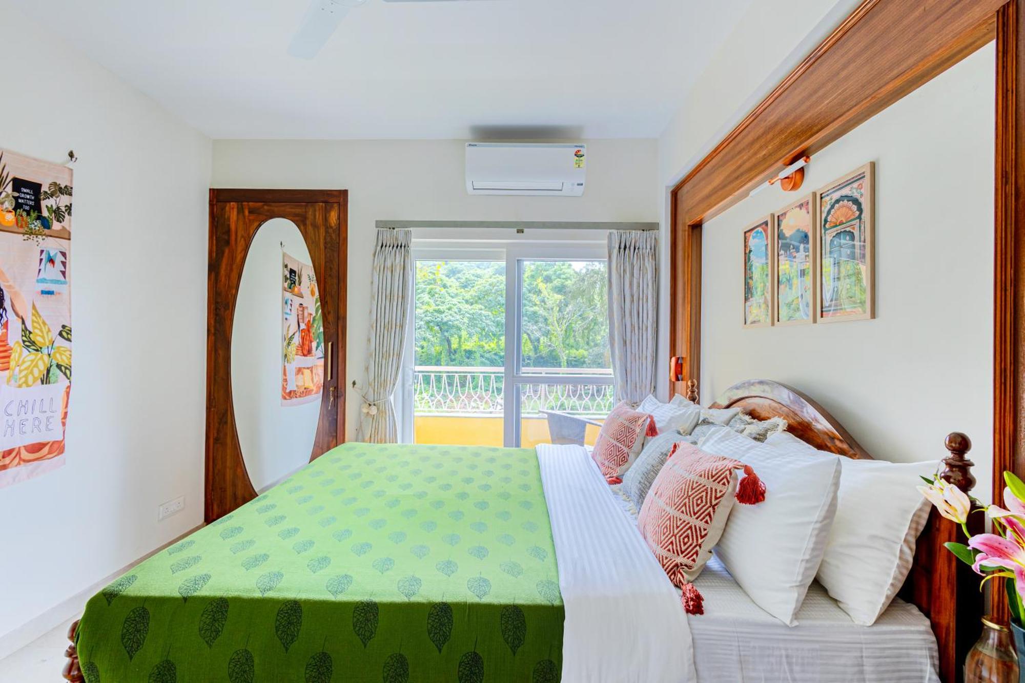 Alaya Stays 1 Bhk With Balcony & Pool - Veera Marina Candolim Exterior photo