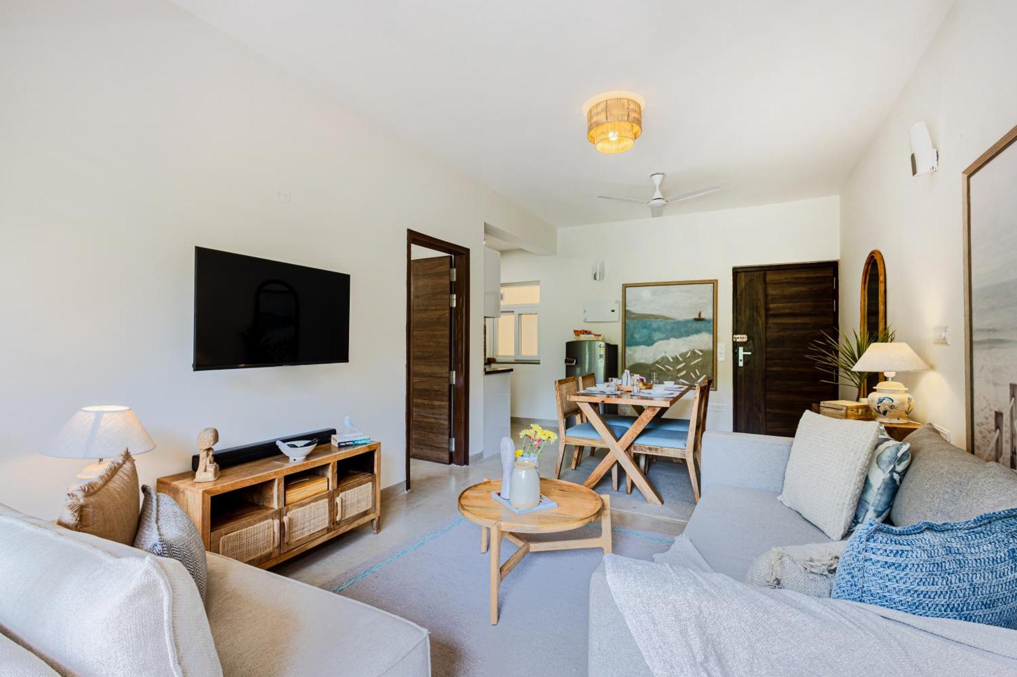 Alaya Stays 1 Bhk With Balcony & Pool - Veera Marina Candolim Exterior photo